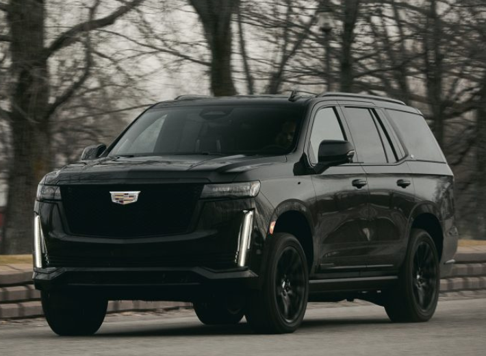 Luxury SUVs for Family World Showcase Adventures