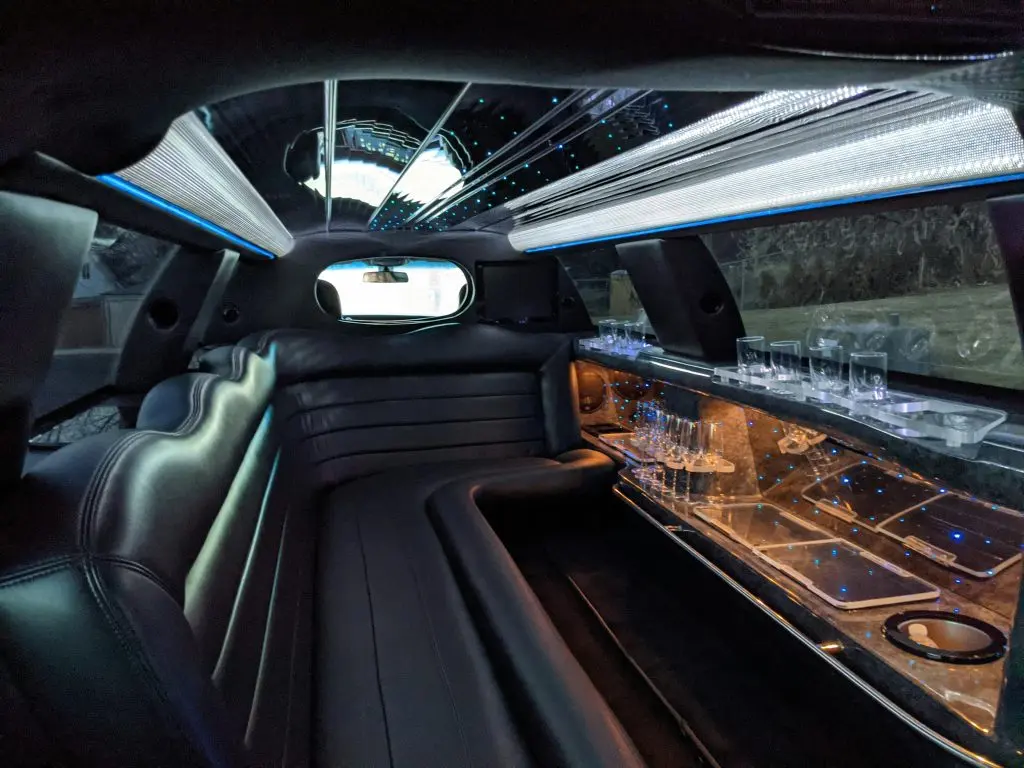 Party Bus vs Limousine: 5 Crucial Differences to Avoid a Costly Mistake (The Ultimate 2026 Guide) 11 pexels brennan tolman 250017 9151813 Party Bus vs Limousine: 5 Crucial Differences to Avoid a Costly Mistake (The Ultimate 2026 Guide) 2026 Orlux Rides