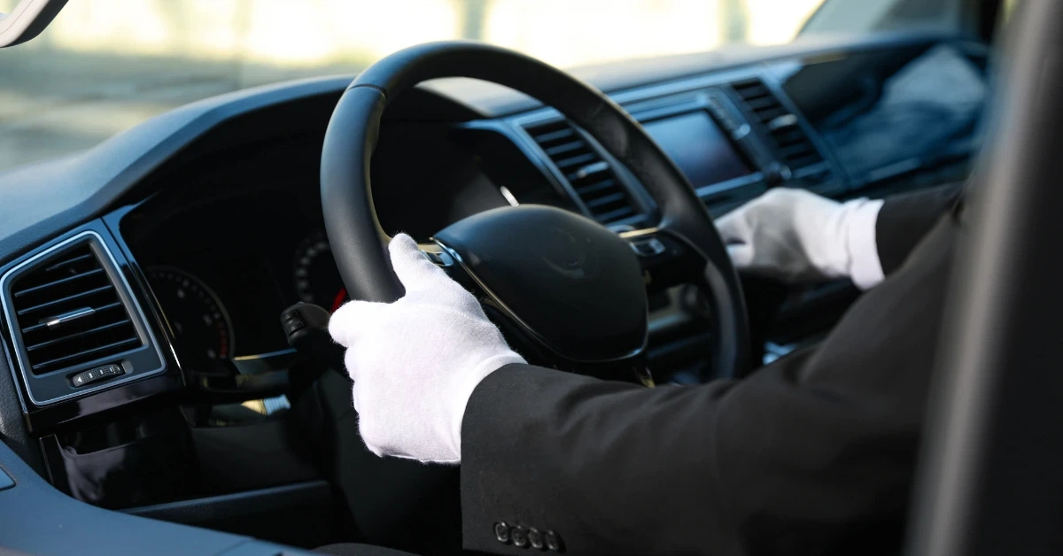 7 Brilliant Perks of a Chauffeur Driven Van Orlando 1 Chauffeur Driven Van Orlando by orlux rides