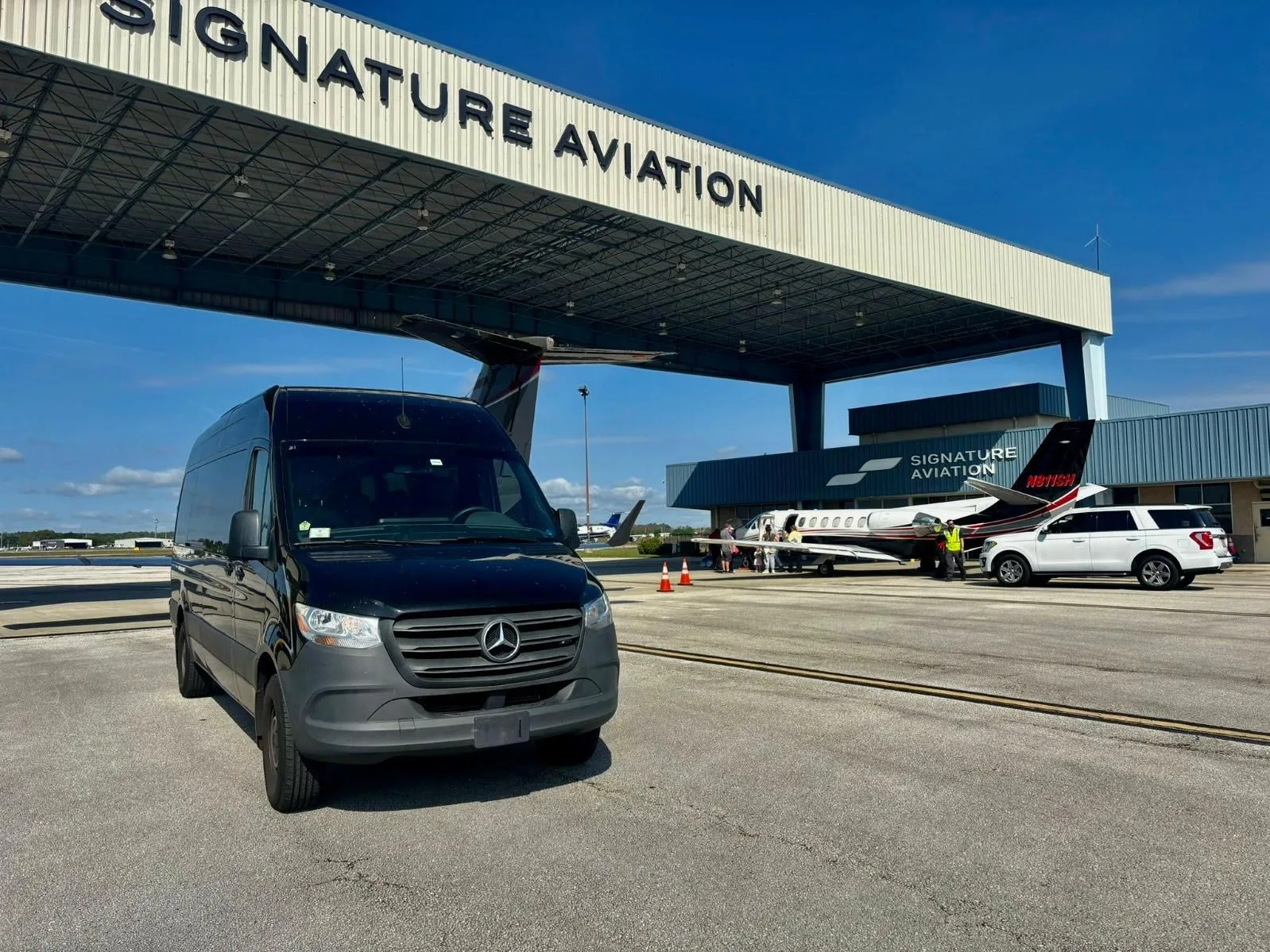 reliable private van service in orlando by orlux